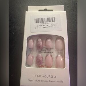 Stick on nails. Pink glitter design. Brand new.
